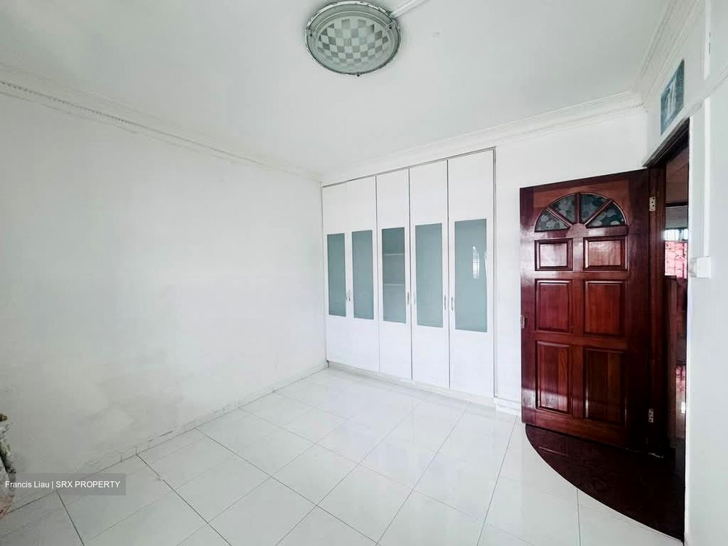 Blk 577 Hougang Avenue 4 (Hougang), HDB Executive #547068491